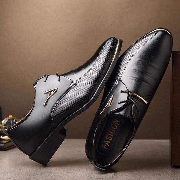 Herren-Business-Schuhe mit Lederfutter. Herren-Business-Schuhe mit Lederfutter. Business-Casual-Lederschuhe. Klassische, weiche, atmungsaktive Herrenschuhe. Flache Schuhe 39 schwarz