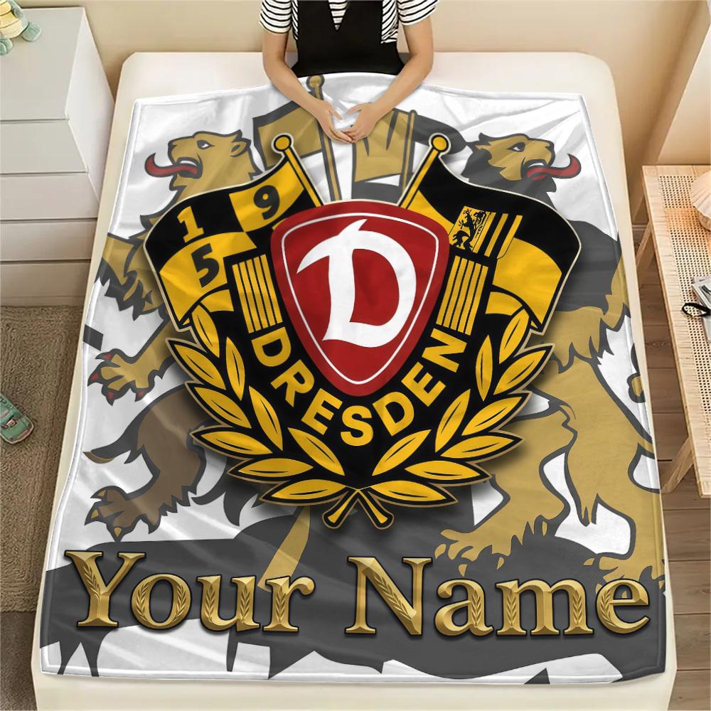 1 Stück Personalisierte Namensdecke mit SG Dynamo Dresden Muster aus Flanell, geeignet für alle Jahreszeiten, für Heimdekoration, Wärme und Komfort, Geschenke, Weihnachtsgeschenk -HE198 130cm x 150cm