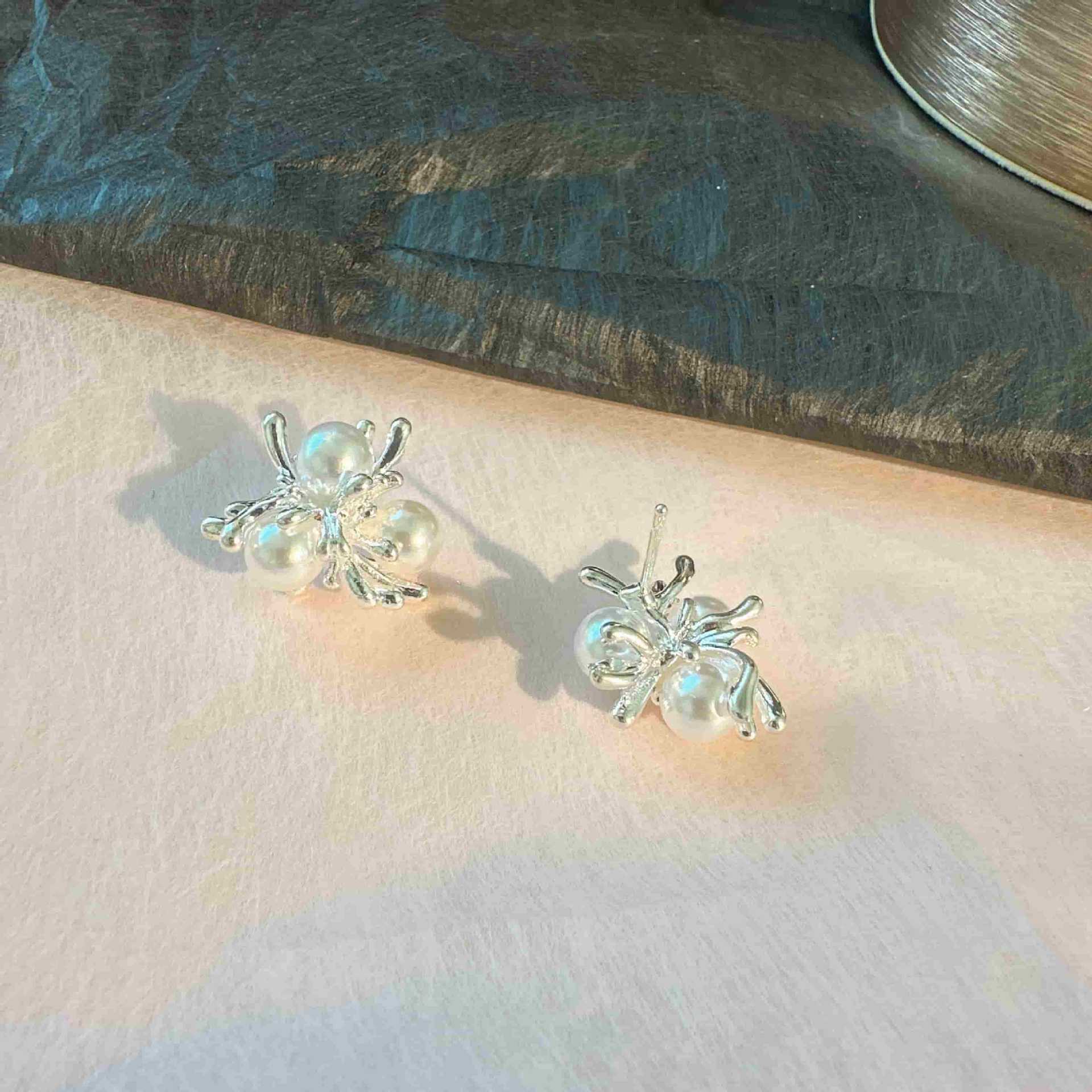 Nadelperlen Feuerwerk Ohrstecker für Damen Trendiger Modeschmuck Leichte Luxus-Accessoires silber