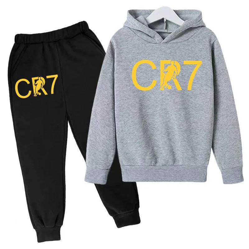 Kinder CR7 Sportmarke Kleidung Frühling und Herbst Hoodie Jungen Mädchen Oberteil + Hose 2-teiliges Sportanzug Set Freizeit Mode Jogginganzug 130cm grau