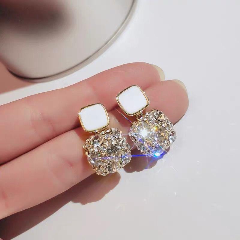 Neue Vintage Lila Glänzenden Kristall Geometrische Frauen Ohrringe Vertraglich Süße Schöne Fein Glänzende Ohrringe Schmuck