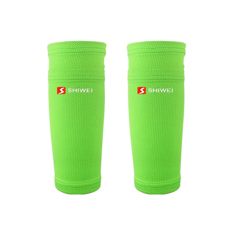 Schienbeinschoner Fußball Fußball Canilleras Stützsocke Nylon Beinärmel Schienbeinschutz mit Tasche Fußballausrüstung S(Kids) grün