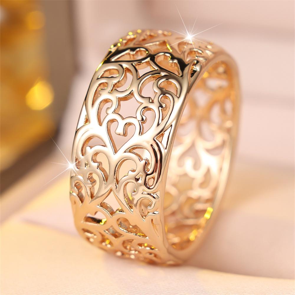 Antike Hohlmetall Trendige Blumenmuster Ringe für Damen Herren Vintage Goldfarbe Verlobungsringe Hochzeits Schmuck Zubehör 6 beige
