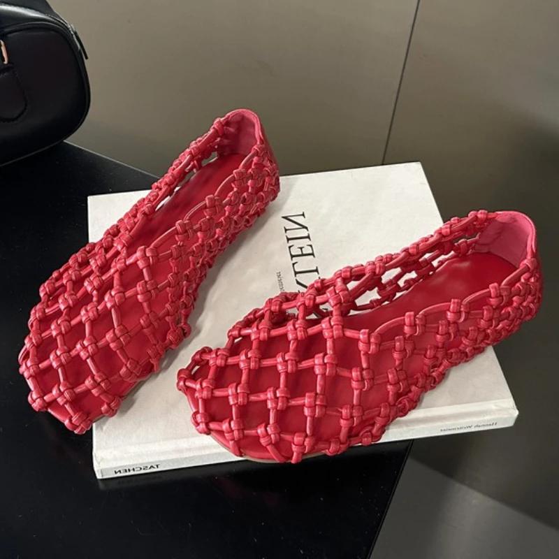 Mode Atmungsaktives Mesh Gewebte Flache Sandalen Damen Mode Runde Zehe Flach Marke Designer Schuhe Bequem 35-43 Große Größe Strandschuhe 40 rot
