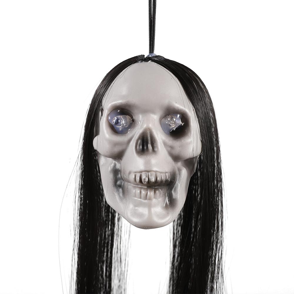 Halloween Hängender Geisterschädel mit langen Haaren leuchtende Augen Terrorschädel Geisterhauskopf Skelett Requisiten 2023 Halloween-Dekoration 50*7*7cm schwarz