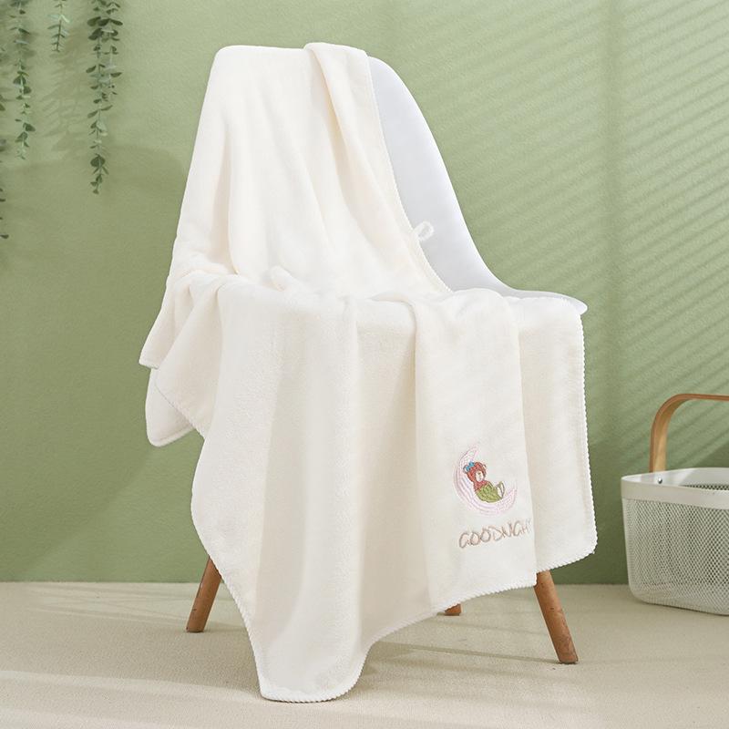 Korallen Samt Handtücher Ohne Haarausfall Haushalt Stickerei Dicke Umhängetücher für Frauen Weiche Saugfähige Handtücher Gesichtswaschhandtuch 75 * 35cm beige