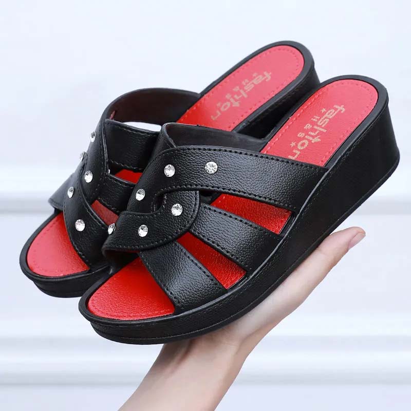 Damen High Heel Hausschuhe Sommer Oberbekleidung Dicker Boden Home Rutschfeste Hausschuhe Mutter Sommerschuhe Weicher Boden Keilabsatz Coole Strass Sandalen 37 schwarz