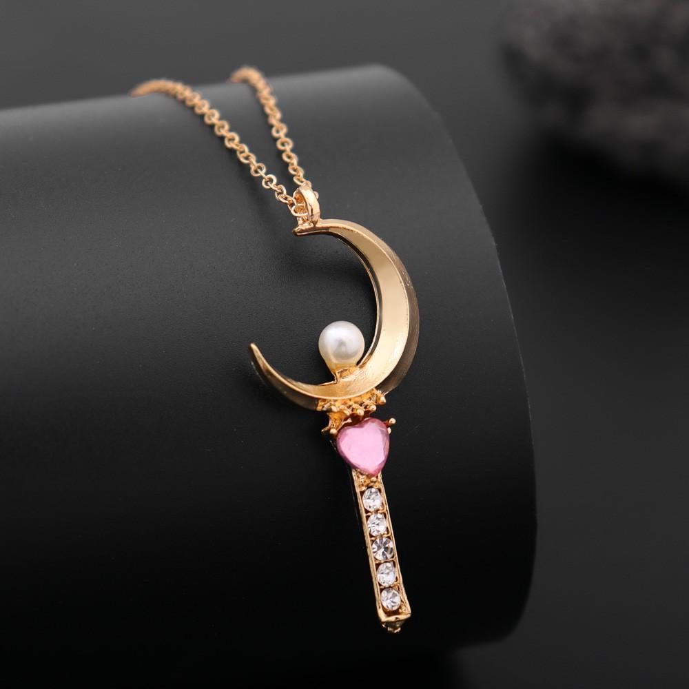 Japanischer Anime Sailor Moon Liebender Zauberstab Kristall Cosplay Anhänger Halskette Mädchen Accessoires Niedliche Cosplay Requisiten Halskette