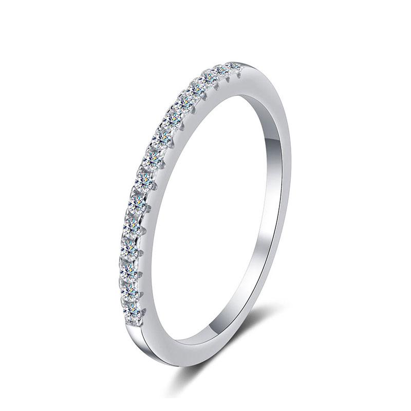 2mm D Farbe Moissanit Ring s925 Sterling Splitter plattiert 18k Weißgold Eternity Band Hochzeit Verlobungsringe für Frauen 9&All moissanite