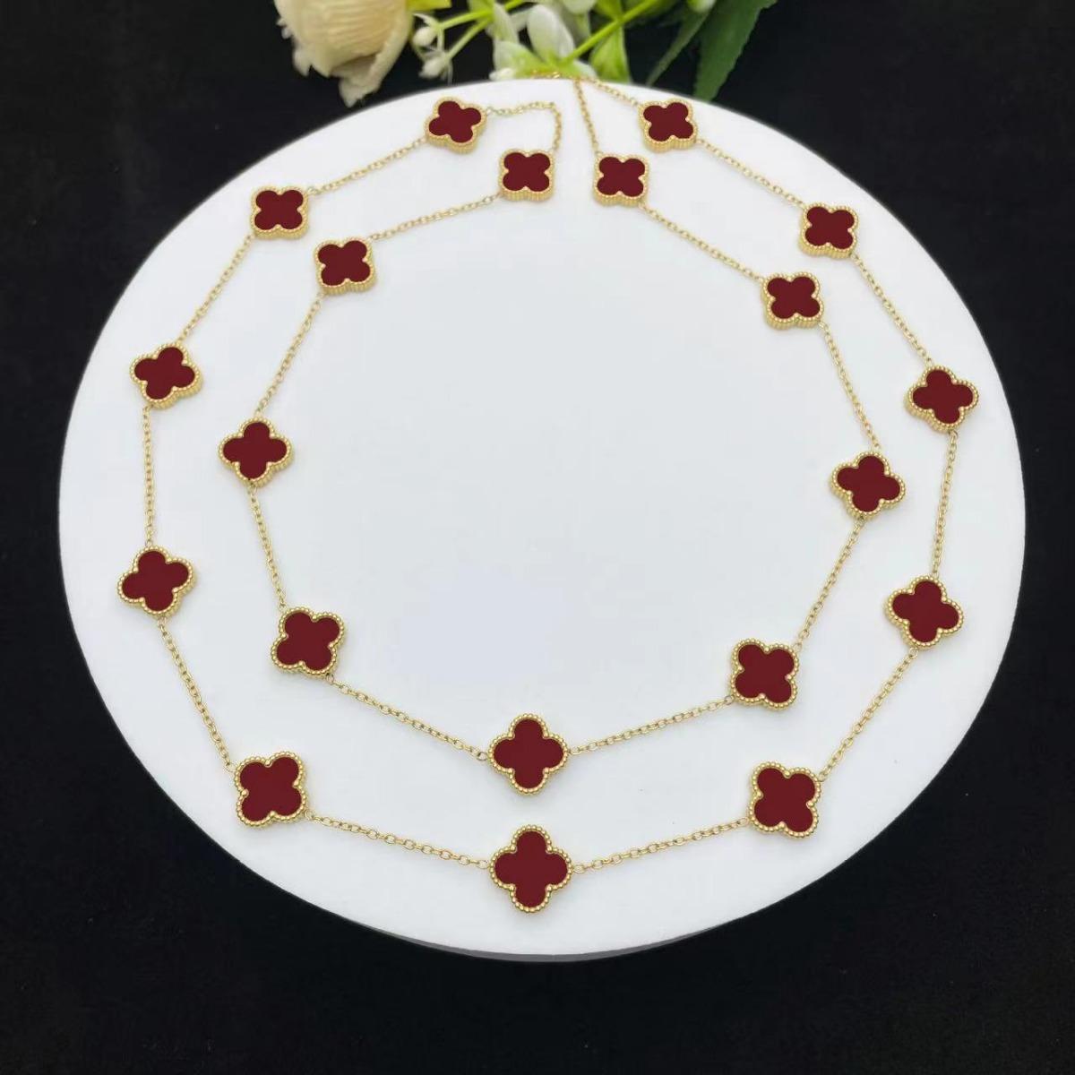 18 Karat Glücksklee-Halskette mit vier Blättern, 90 cm lang, 20 Blüten, Perlmutt-Pulloverkette, High-End-Halskette für Damen dunkelrote