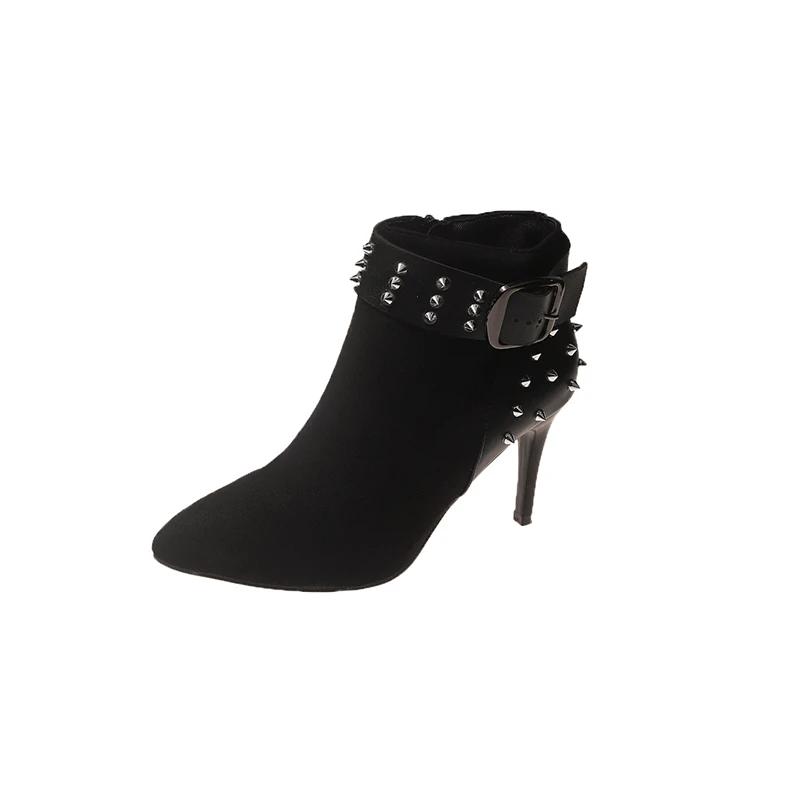 Mode Winter Neu Spitz Samt Gespleißt Nieten Seitenreißverschluss Skinny Absatz Stiefeletten Damen Mode Temperament Hohe Absatz Stiefel 39 schwarz