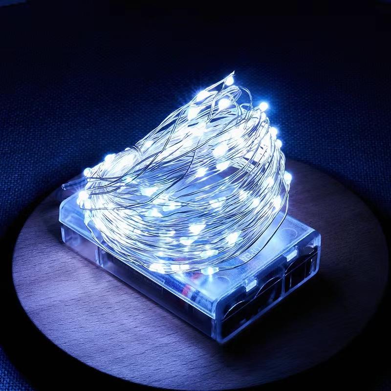 LED-Lichterkette 10M 5M 2M Lichterkette Home Weihnachten 2024 Hochzeitsfeier Dekor mit 3 * AA-Batterien betrieben 2M 20LED weiß