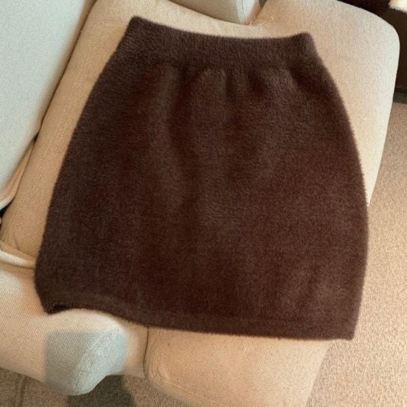 Nachahmung Nerz Fleece Rock Frauen Hohe Taille Sexy Kurzen Rock Winter Neue Würzige Mädchen Vielseitig Koreanische Version Rock Weibliche One Size kaffeebraun