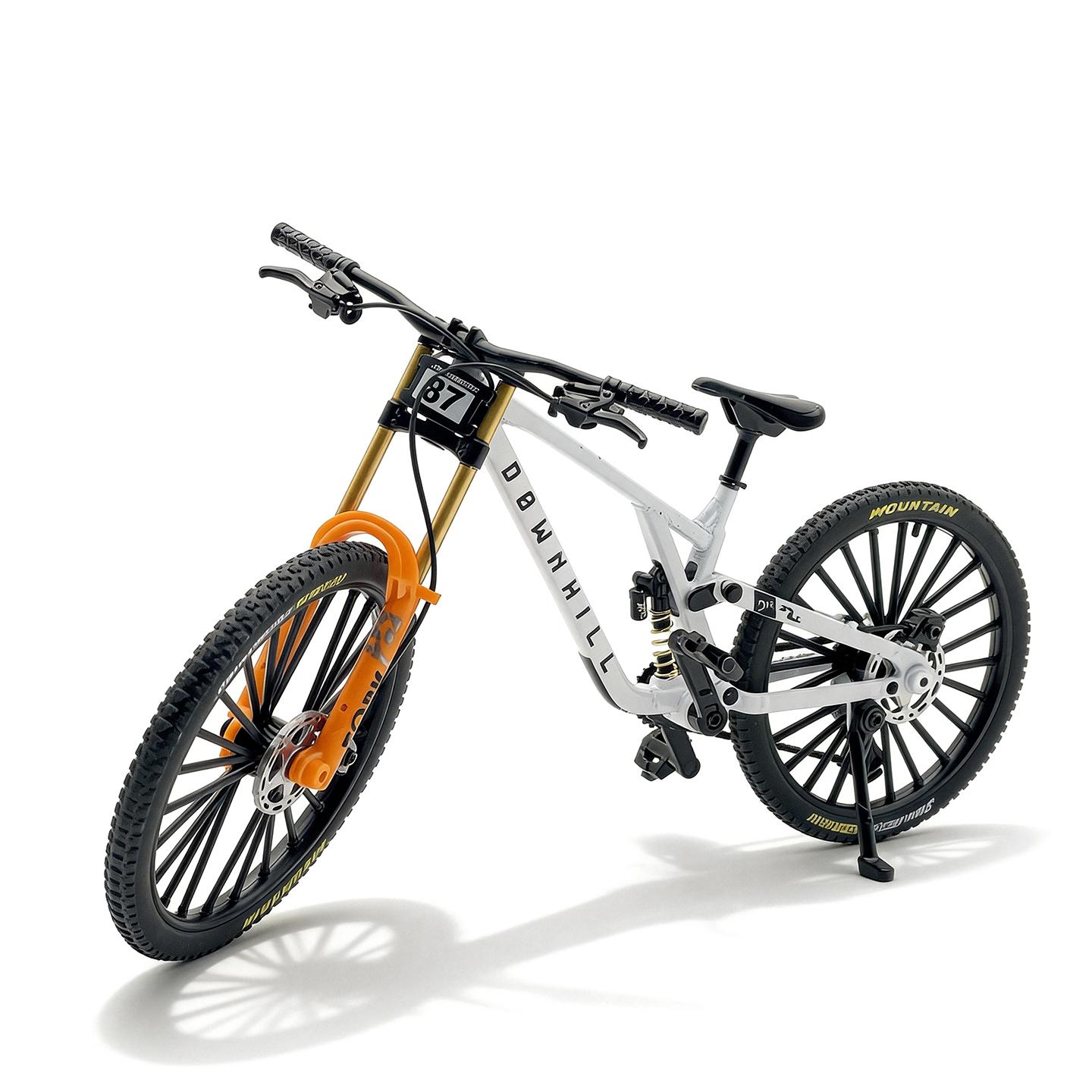 1:Maßstab 8 Legierung Mountainbike Miniaturmodell Doppelte Stoßdämpfer Abnehmbare Desktop-Dekoration Geschenk für Fahrrad-Enthusiasten
