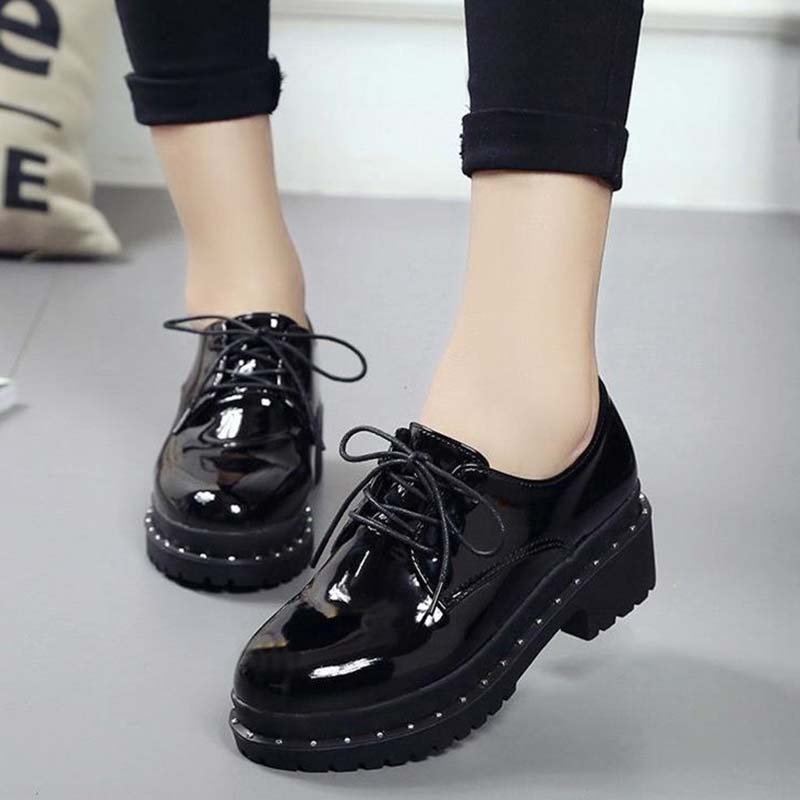 Damen-Loafer-Schuhe aus schwarzem Lackleder mit dicker Unterseite und Schnürung, lässige Pendler-Schuhe im Harajuku-Retro-England-Stil, Mary-Jane-Schuhe 39 schwarz