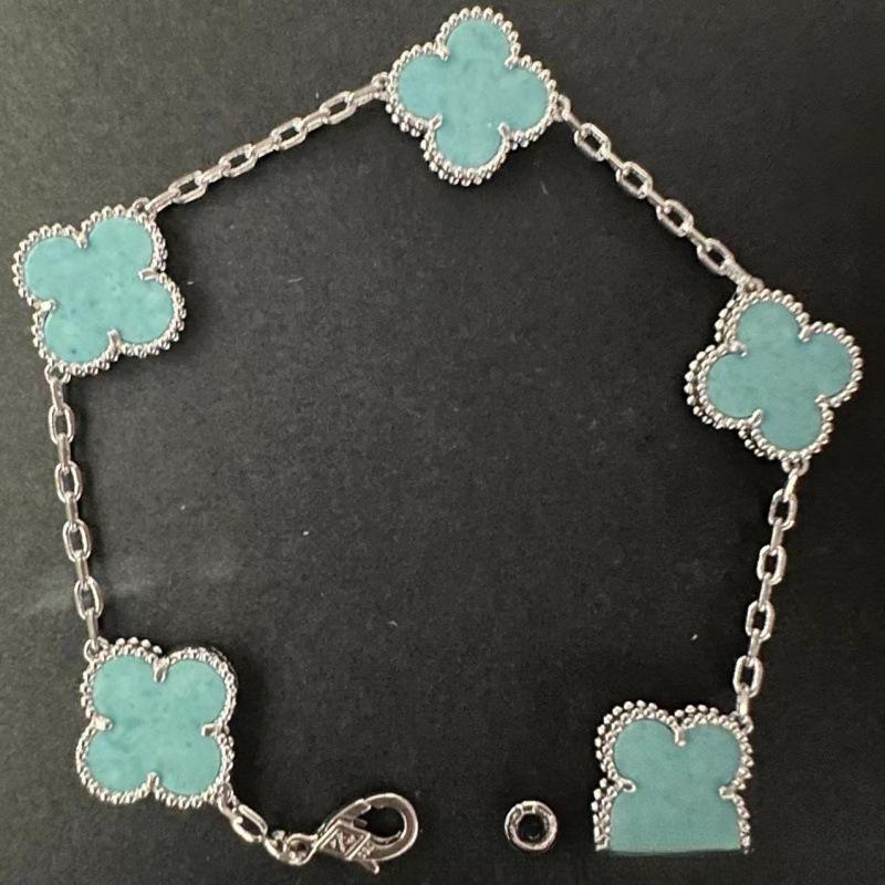 Exquisites Vierblättriges Kleeblatt Armband für Damen Fünf-Blüten Armband Zweiseitiges Natürliches Weißes Perlmutt und Karneol Armband