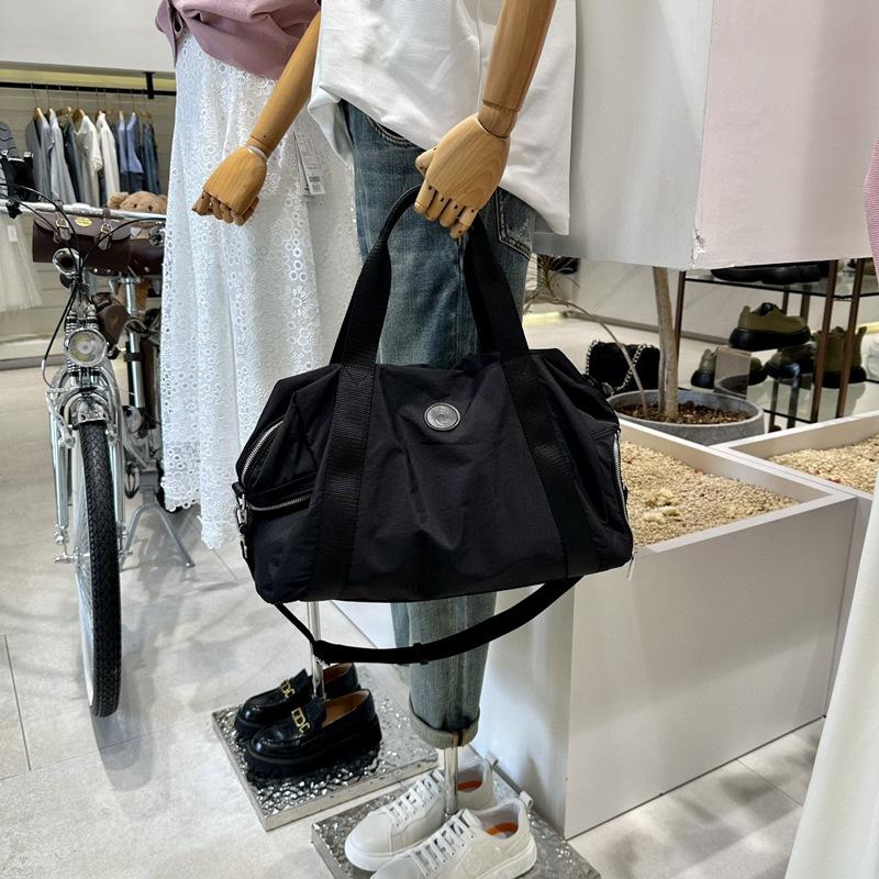 Reisetasche Damen Kurze Reisetasche Fitnesstasche Herrenmode Handtasche Freizeit Pendeln Crossbody Aufbewahrung Width 46 * Height 30 * Thickness 20CM