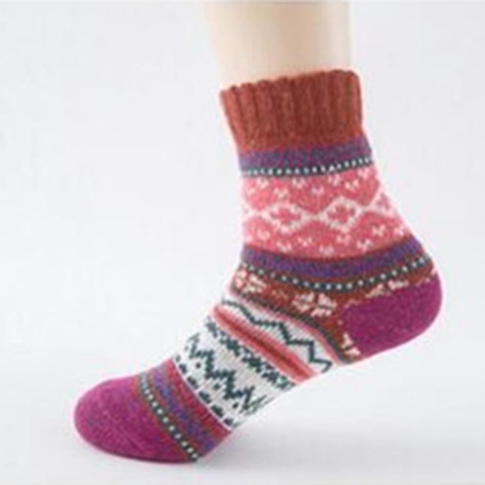 Winter Thermal Kaschmir Socken Frauen warme Kaninchen Wolle Socken verdicken weiche Socken