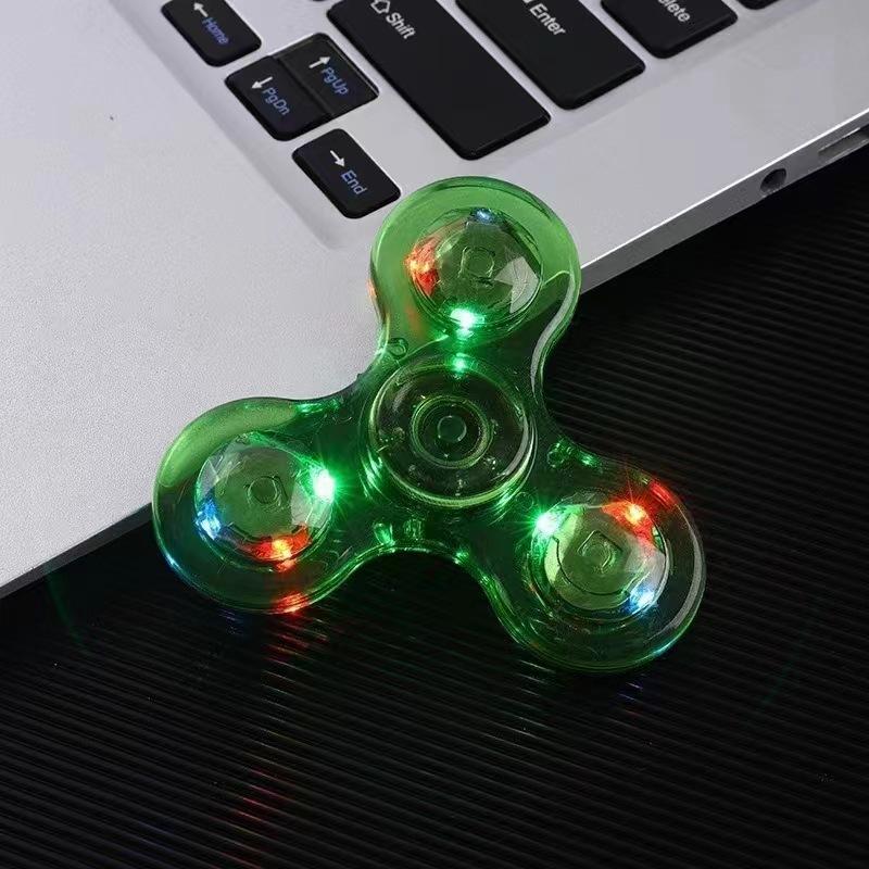 1 PC Fidget Spinner LED Licht Up Fidget Spinner Halloween Goodie Bag Stuffers Glow in The Dark Sensory Toys Hand Spinner grün