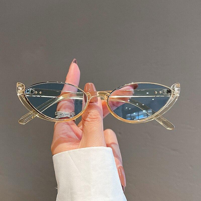Neu: Kleine Cat-Eye-Sonnenbrille für Damen, trendige Vintage-Sonnenbrille mit zusammengesetzten Farbtönen, modische Luxus-Marken-Designer-Sonnenbrille champagne-blue