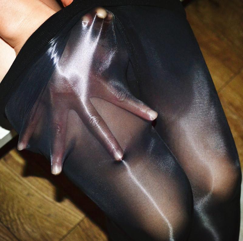 8D Super Glänzend Reflektierend Seidig Glatt Eine Linie T9/10 Länge Offener Schritt Schlanke Passform Süßigkeiten Farbe Strumpfhose Y19693YY-close crotch Nine po-1