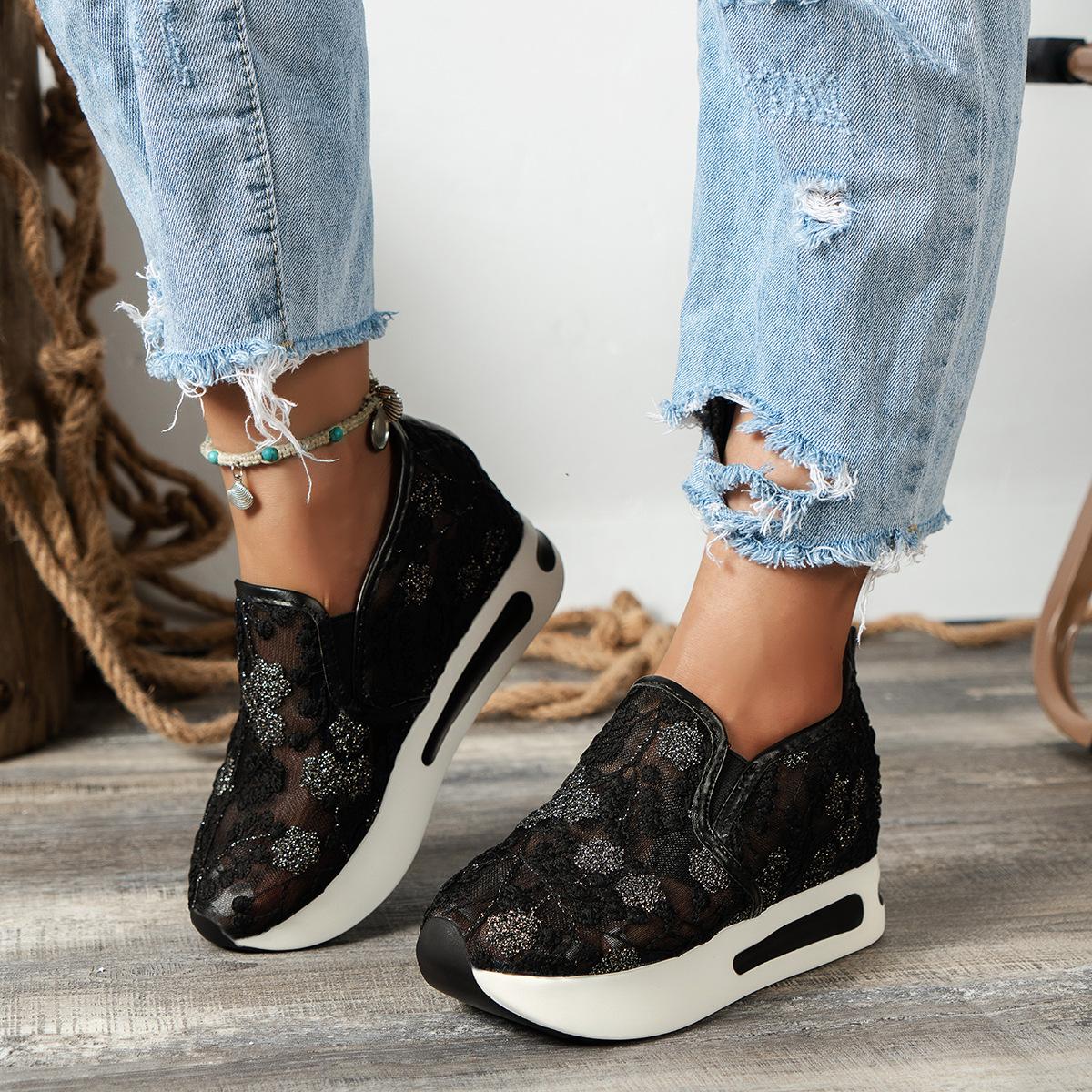 Bestellen Sie eine Größe größer, Plateau-Wedges-Damen-Sneakers, Blumenstickerei-Mesh-Sneakers für Damen, zum Hineinschlüpfen, lässige, bequeme Schuhe mit Absatz für Damen 38 schwarz