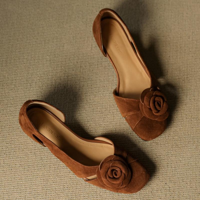 Mode Damen Natur Wildleder Mittelhohe Absätze Schuhe 2025 Mode Blumendekoration Slipper Pumps Eckige Zehen Elegant Damen Kleiderschuhe 40 braun