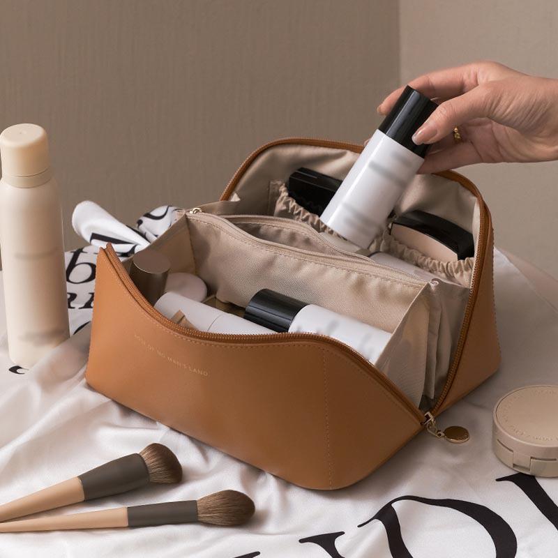 Große Leder-Reise-Kosmetiktasche für Damen, Kosmetik-Organizer, Make-up-Tasche mit hoher Kapazität, Aufbewahrungstasche für Damen-Make-up-Box braun