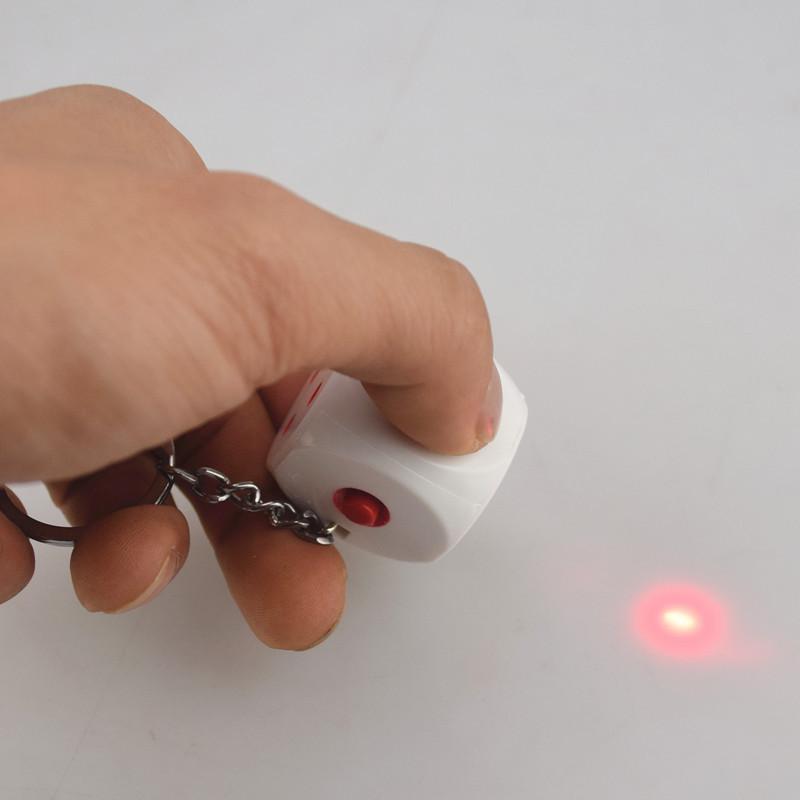 Elektroschock-Spielzeug, Neuheitsartikel, Schlüsselanhänger, Streichspielzeug, Würfel, Scherz, Geschenk, Trickartikel, Geschenke zum Aprilscherz weiß