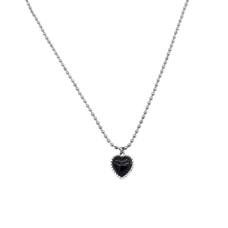Halskette Modeschmuck Schwarzes Herz Halskette Metall Liebe Schlüsselbein Kette Anhänger Halskette Frauen Geschenke Halsband schwarz