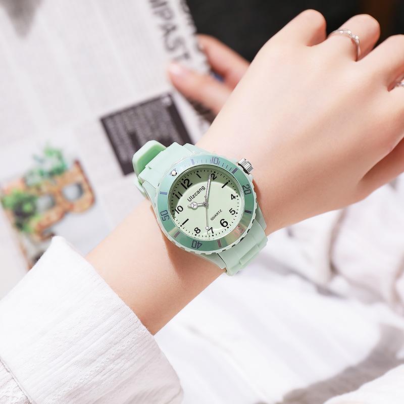 Gute neue Paar Quarz Silikon Armbanduhren Sport Watchs Candy Multi-Color Student wasserdichte Frau Uhr grün
