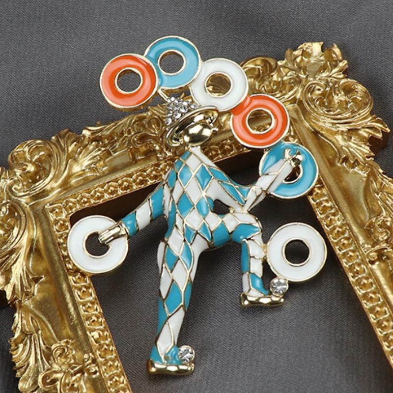 Blucome Legierung Emaille Pins Vintage Zirkus Clown Replik Brosche für Frau Mann Anzug Schal Weihnachtsgeschenke grün