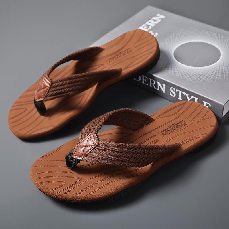 Coslony Flip-Flops für Herren, Hausschuhe, Sommer, Outdoor-Hausschuhe, Strand, männlich, weicher Boden, rutschfeste Hausschuhe, Schuhe, Hausschuhe 47 braun