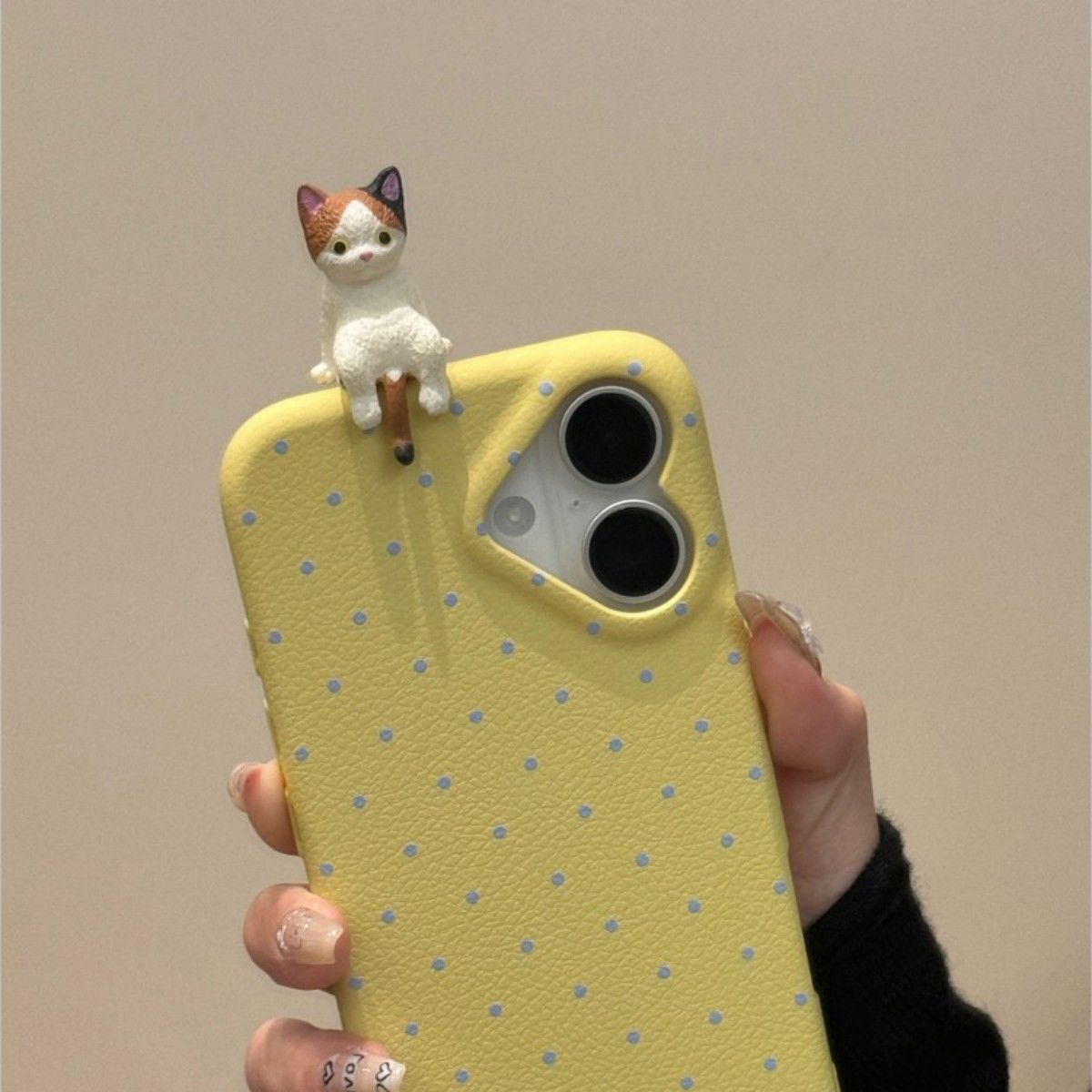 Handyhülle mit Herz- und Katzenmotiv für Apple iPhone 17 Pro Max – Weiche, stoßfeste Silikonhülle für iPhone 16/15/14/13/12/11/Pro/Pro Max/Plus iPhone 17 gelb