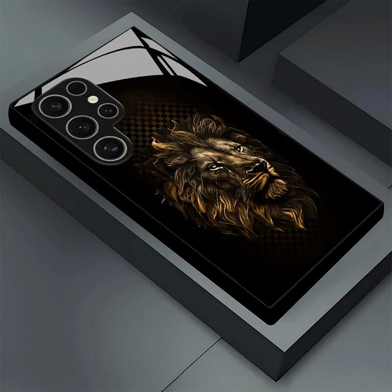 Goldenes Löwenkopf-Design Muster Glas Handyhülle geeignet für Samsung Galaxy S26 S25 S24 S22 S21 S20 FE/Ultra/Plus sturzsicher Galaxy S25 Edge schwarz