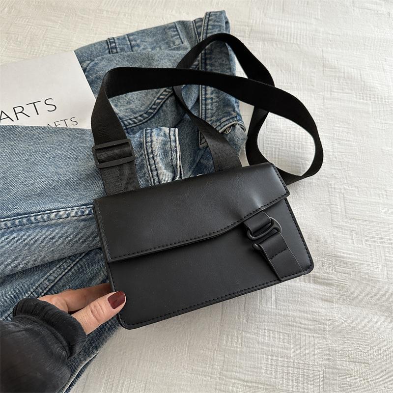 Modische kleine quadratische Handytasche, einfache und modische Umhängetasche, Frühling, neue lässige koreanische Trend-Umhängetasche black