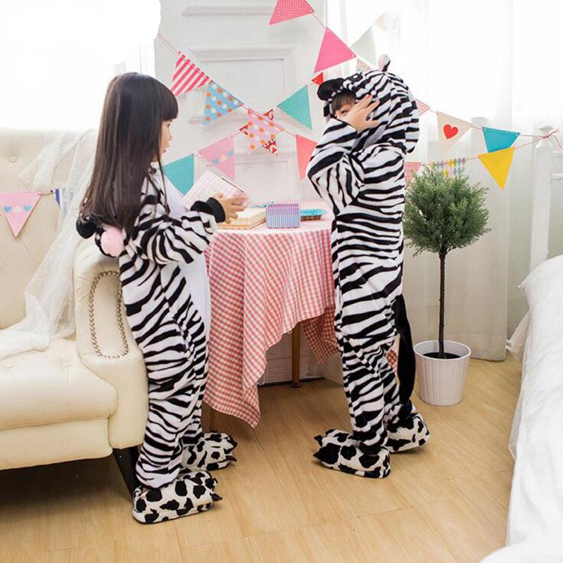 Kinder Kigurumi Katze Onesie Pyjama Mädchen Overall Tier Nachtwäsche Overall Kapuze Pyjama Ohne Schuhe 8T weiß/schwarz