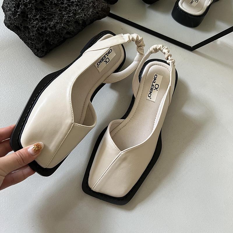 Sommer Square Toe Plissee Elastic Sandalen Mode Damen Hausschuhe Damen Graben Zehensandalen Damen Designer Sandalen 39 beige
