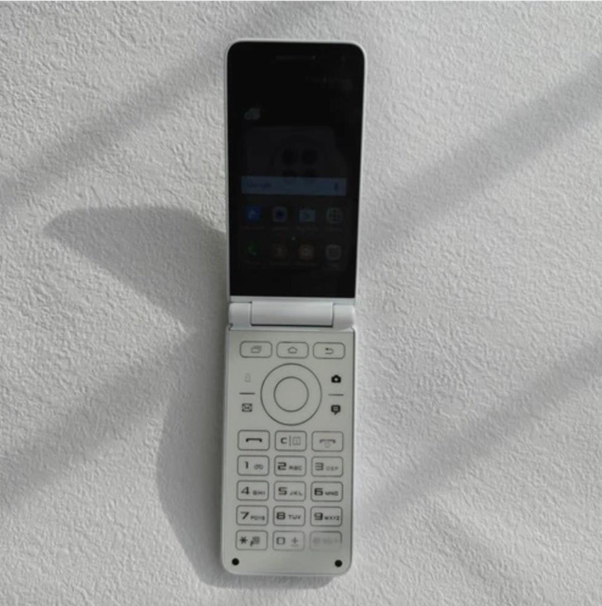 Generalüberholtes Samsung Galaxy Folder 2 G160N 4G LTE Original 2 GB RAM 32 GB ROM Klappbares Entsperrtes Smartphone weiß