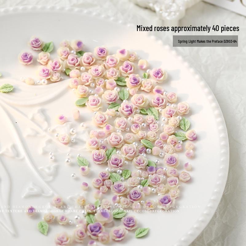 Pinke 3D Rosen Nail Art mit Resin-Blumen & gemischten Perlen