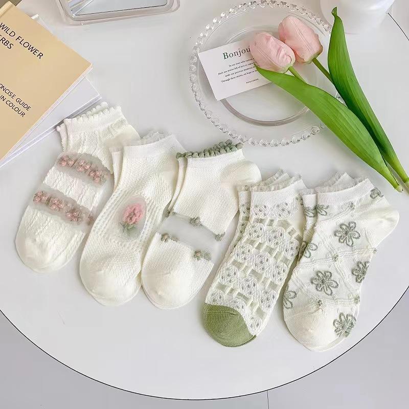 5Pairs Frühling und Sommer Dünne Socken Kinder Glas Seide Spitze Boot Socken Mode Atmungsaktive Geprägte Blume Kurze Socken