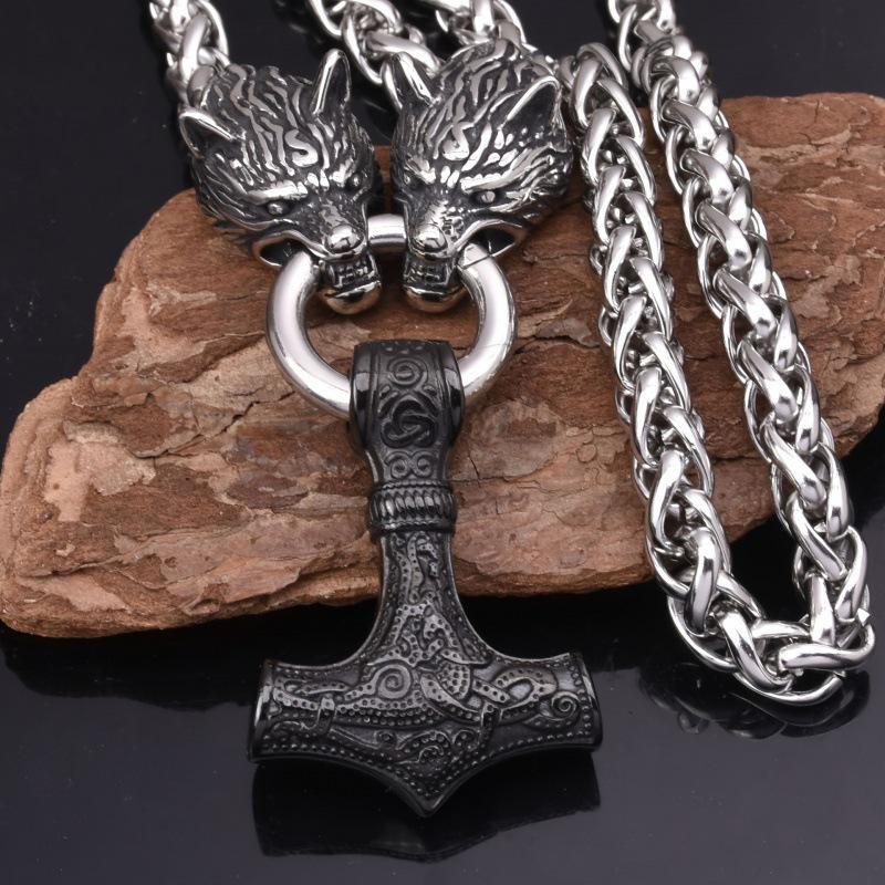 Nordische Runenhammer-Wolfskopf-Halskette: Retro-Punk-Schmuck für Herren 60cm schwarz