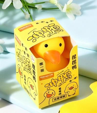 Quetschige Antistress-Ente Fidget Spielzeug Niedliches Fidget Spielzeug Stressabbau Spielzeug für Erwachsene Entspannung Dehnspielzeug Bestes Geschenk für Freunde