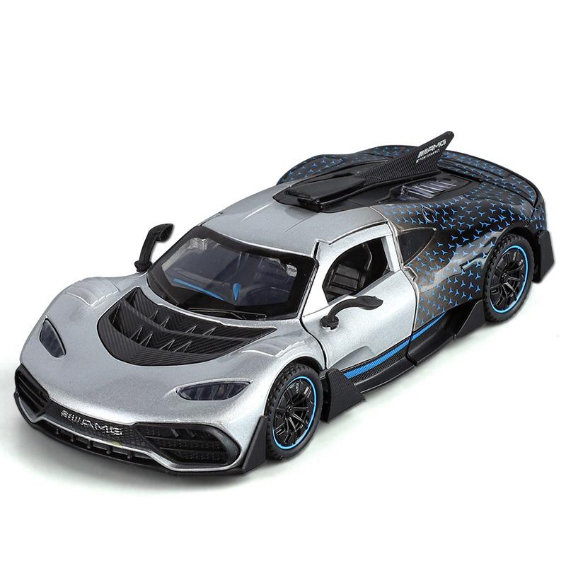 1/32 Mercedes-Benz ONE AMG Supercar Legierung Automodell Sound und Licht Kinderspielzeug Sammlerstücke Geburtstagsgeschenk silber