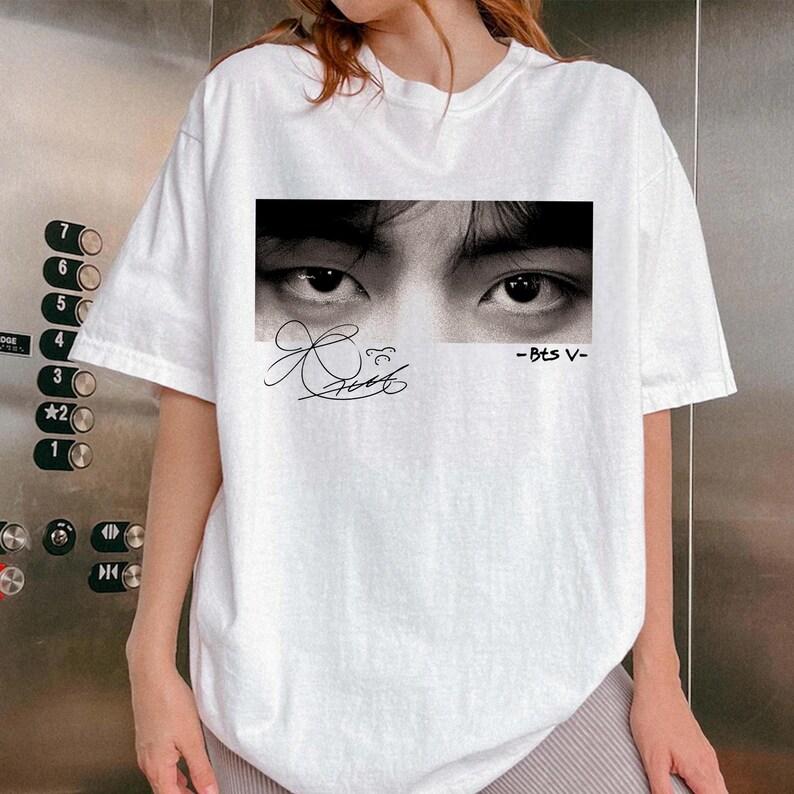 2026 Taehyung Augen Retro Shirt, Retro 90er Taehyung Shirt, KPOP V Shirt, Geschenk für Fan Hip Hop Streetwear Oversize T-Shirt M blau