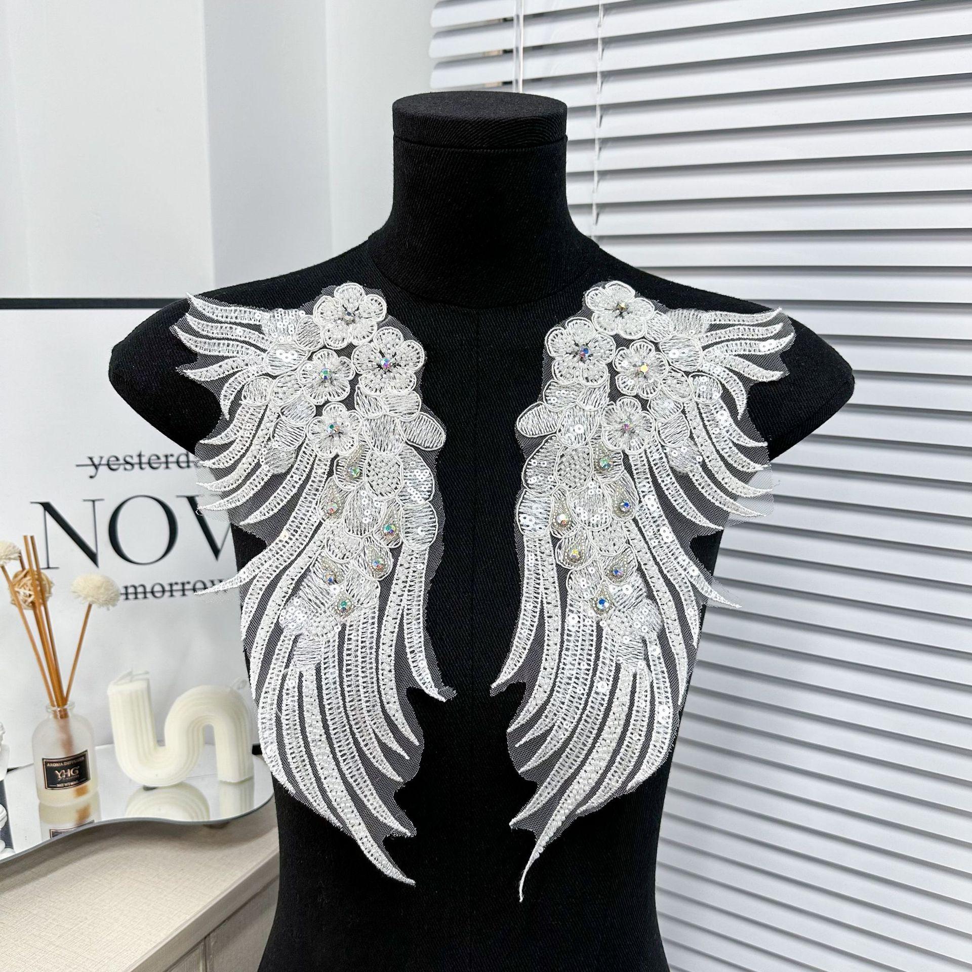 Netzstickerei Blume zu Blume, Spitze DIY Handgemachte Accessoires Brautkleid Ausschnitt Accessoires H6012 Beads White
