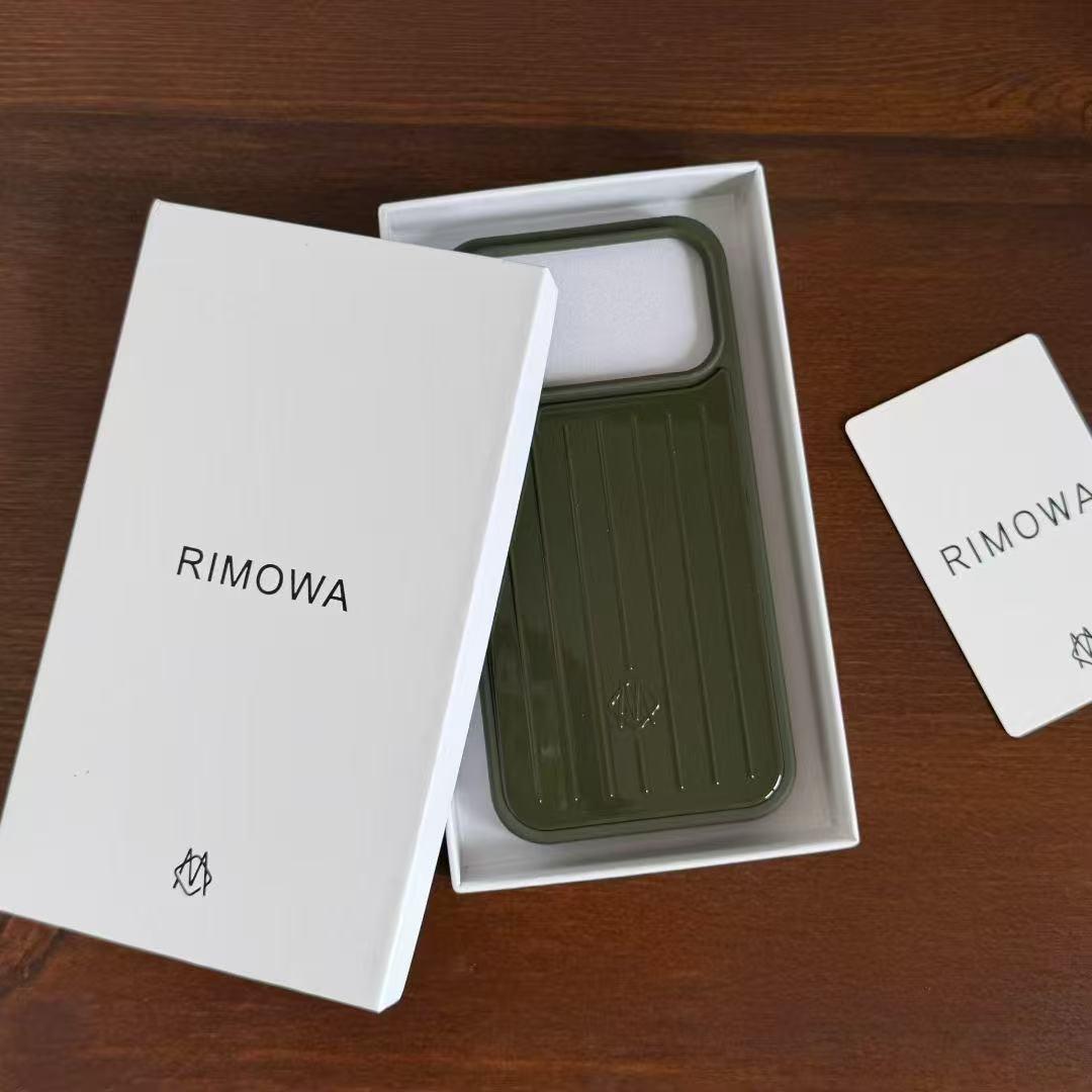 RIMOWA Magnetisches Case für iPhone 17 Pro/Pro Max iPhone 16 magnetische grüne