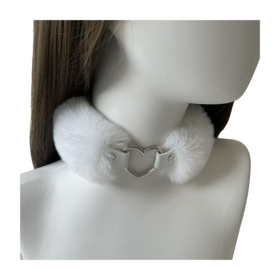 Flauschiges Choker-Halsband Abnehmbare Fuzzy-Halskette Legierung Herz Kunstpelz Choker-Halskette für Damen Herren Alltag Date Partys weiß