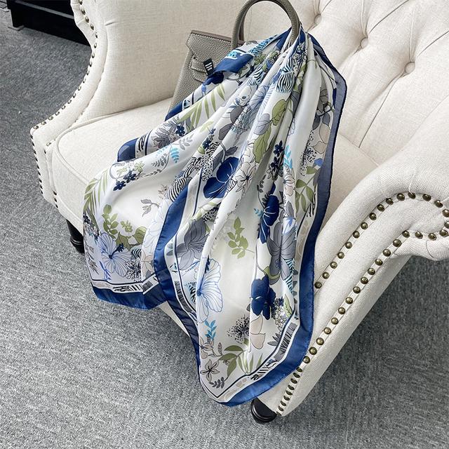 90 cm * 90 cm Design Schal Dame Schal Gedruckt Seide Filz Kopftuch Schal Dame Kopftuch Quadratischen Schal Dame Wrap schal 2021