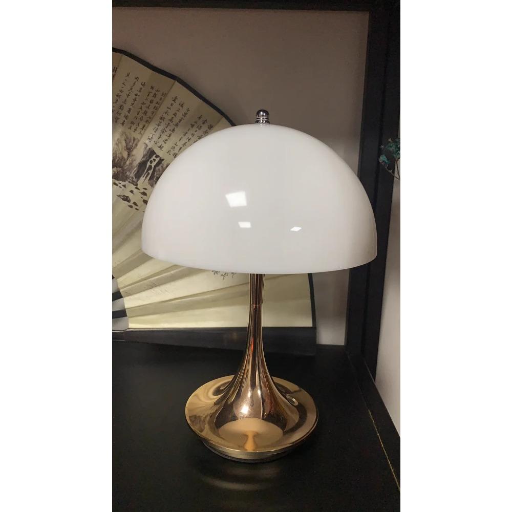 Dänische Luxus Nordic Retro Kleine Tisch Lampe Schlafzimmer Nacht Lampe Wiederaufladbare Dekoration Studie Wohnzimmer Atmosphäre Lampe Mushr changeable white